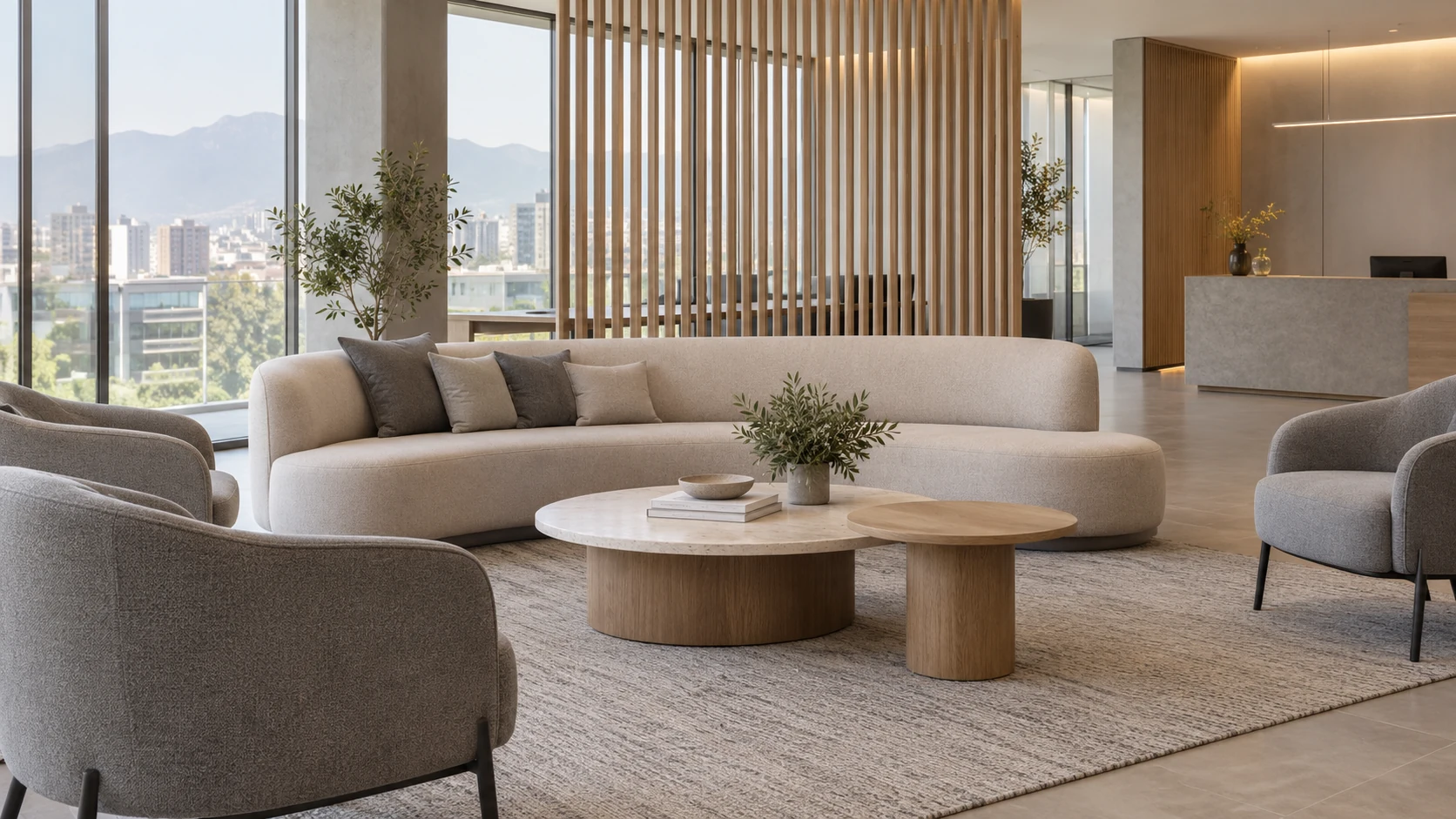 Visualización conceptual de una zona de espera corporativa con sofá beige, butacas grises y mesas de madera.